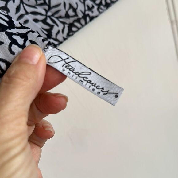 Headcovers Unlimited gray & black floral cotton scarf - Picture 6 of 8